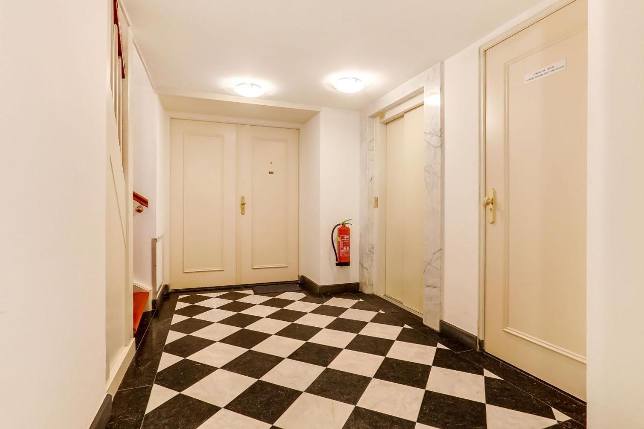 City-Centre, Canal-House, Luxurious , Stylish Bedroom, Ensuite Bathroom Amsterdam Eksteriør bilde