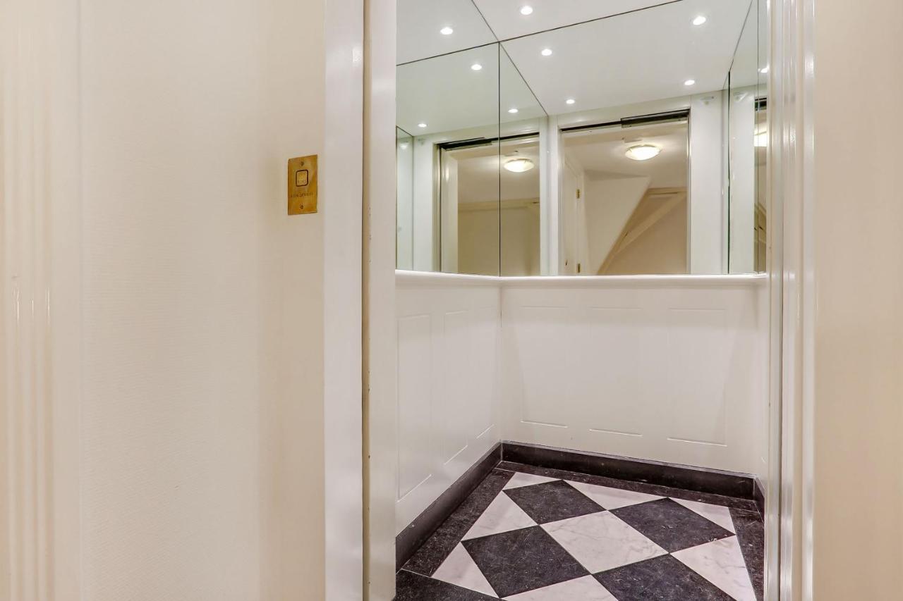 City-Centre, Canal-House, Luxurious , Stylish Bedroom, Ensuite Bathroom Amsterdam Eksteriør bilde